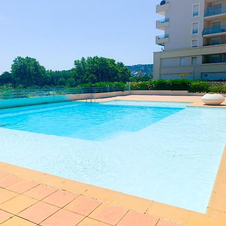 1 Bedroom Sea View, Swimming Pool, Beach On Foot, Parking Antibes Zewnętrze zdjęcie